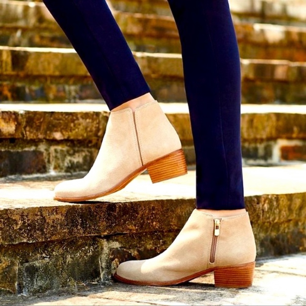 Antonio Melani Ankle Boots